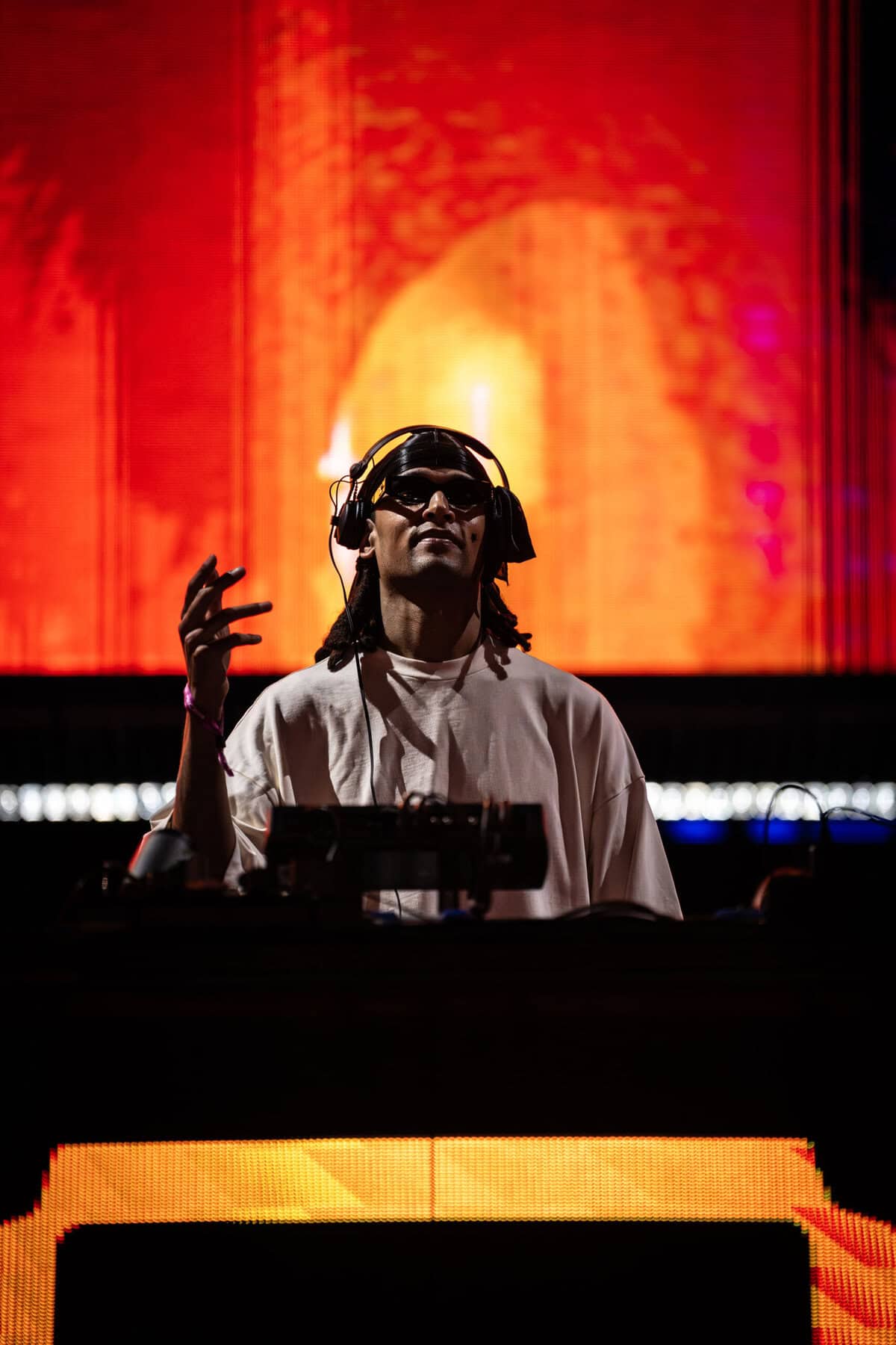 @paran0y00232-scaled